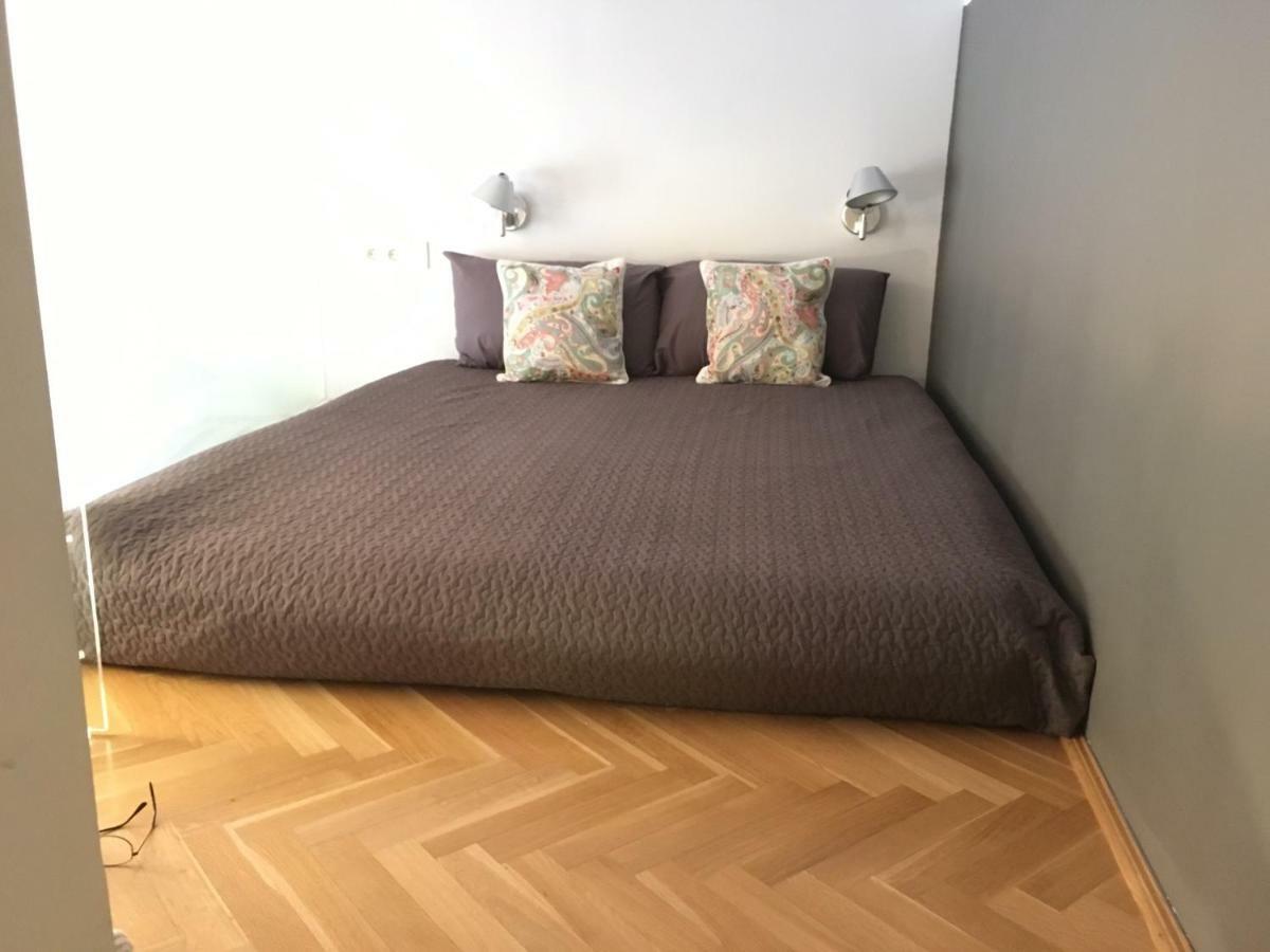 Elegant Apartment Budapest Luaran gambar
