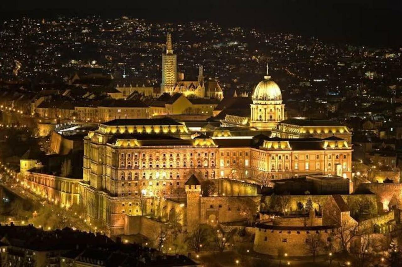 Elegant Apartment Budapest Luaran gambar